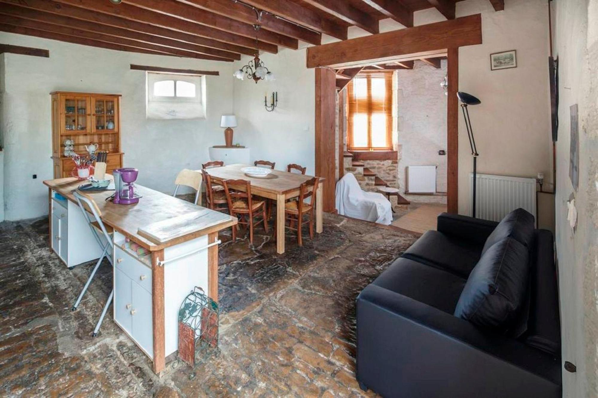 Holiday Home La Brijopa Bazoges-en-Pareds Rom bilde