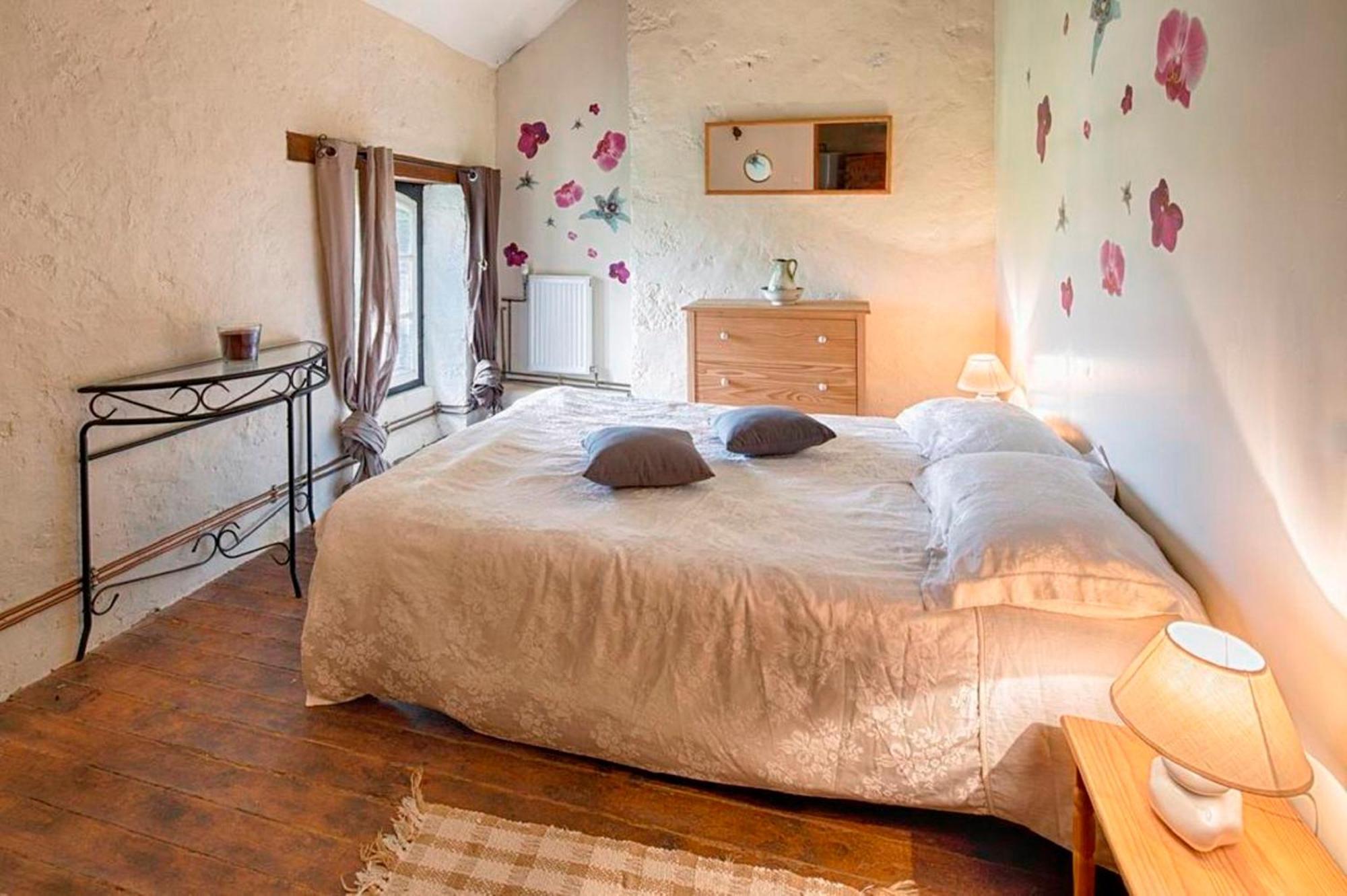 Holiday Home La Brijopa Bazoges-en-Pareds Rom bilde